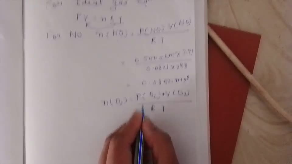 Nitric oxide (NO) reacts with molecular oxygen as follows:2NO( g)+O2 ( g..